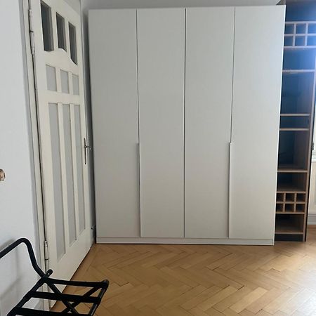 Appartement Am Kirchplatz Dornbirn Bagian luar foto