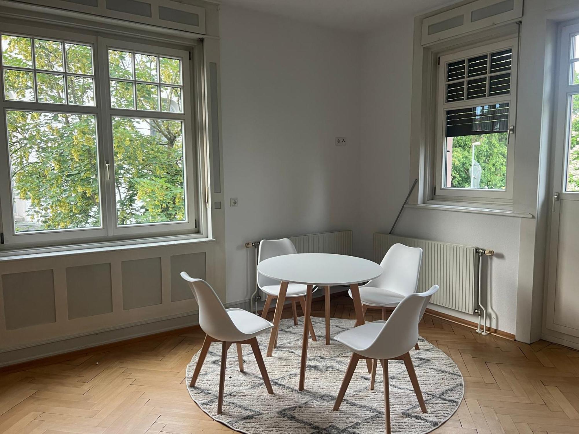 Appartement Am Kirchplatz Dornbirn Bagian luar foto